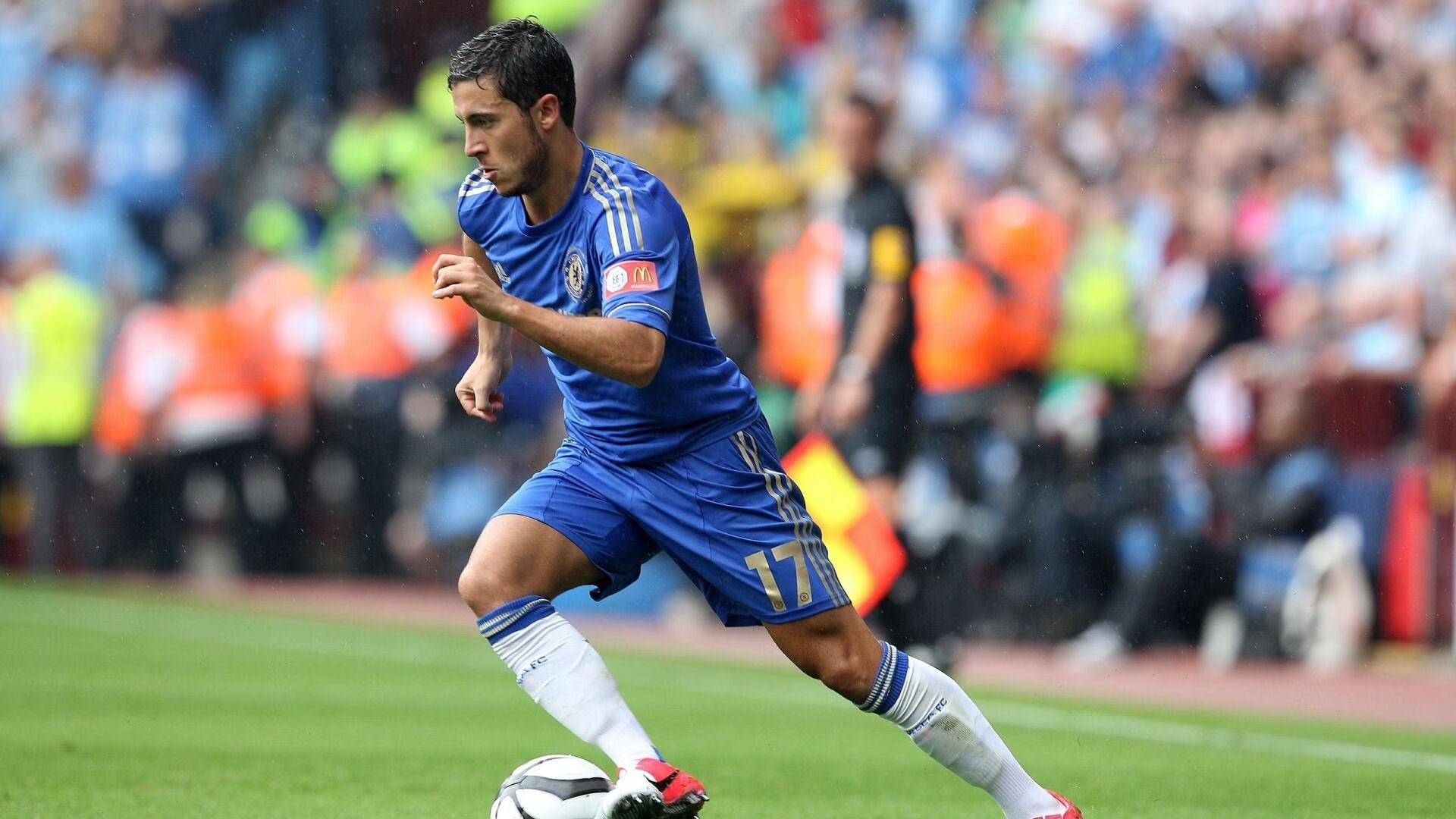 年轻门将神扑三连，助力胜利，足球年轻门将